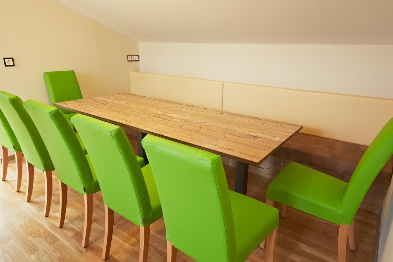 Holiday Lodge Central - 8